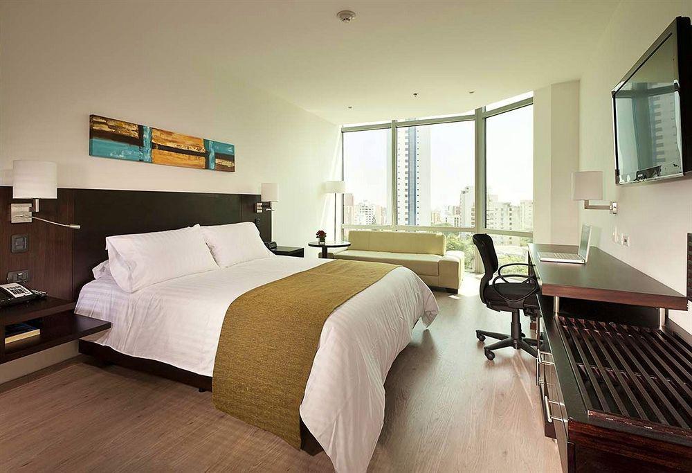 Nh Collection Royal Smartsuites Barranquilla  Cameră foto